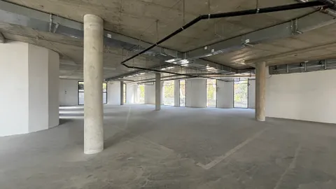 52 Katherine Street in Sandton has a 734m² Office Space Available To Let (22)